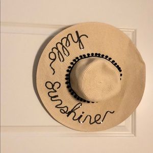 Hello Sunshine Beach Hat☀️